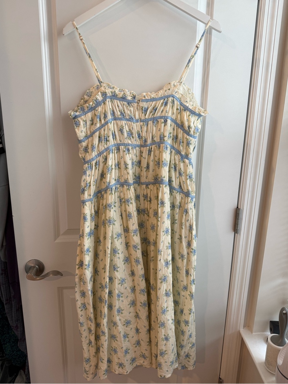 Petal & Pup Felicity Midi Dress Ivory Blue Cottagecore Prairie Floral Medium - Picture 4 of 9